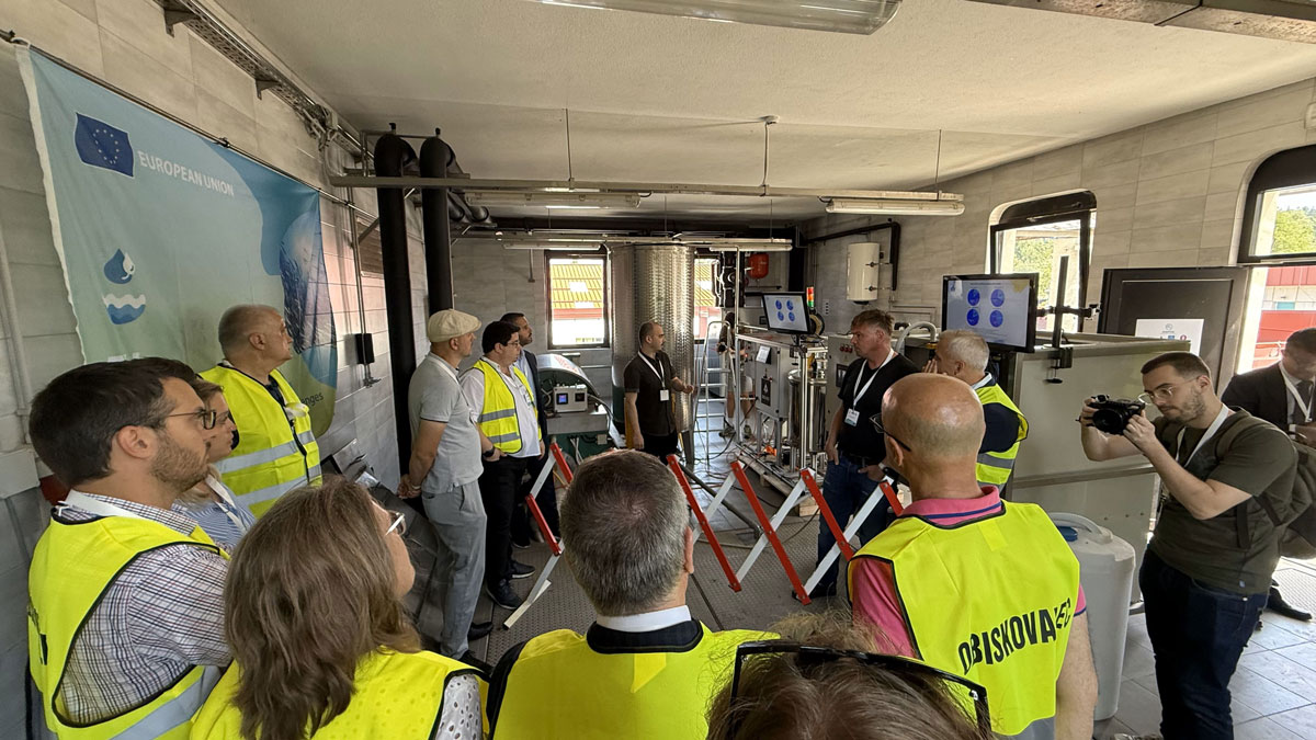 Slika 2: Na CČN Domžale-Kamnik so predstavili najsodobnejše tehnološke rešitve za odstranjevanje mikroplastike iz komunalne odpadne vode.